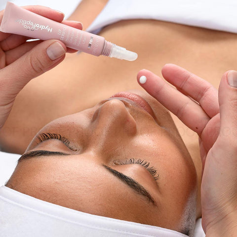 Lip Service - Зволожувальний крем для губ