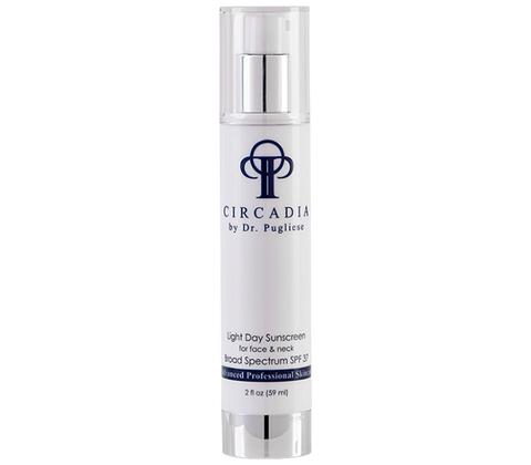 Light Day Sunscreen Broad Spectrum SPF-37 | Легкий дневной широкоспектрный защитный крем SPF 37