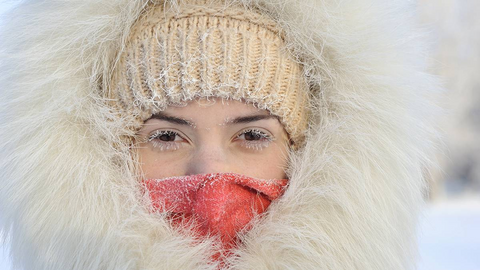 Jak chránit pleť v zimě: praktické tipy a nejlepší přípravky